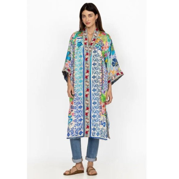 Johnny Was Cozumel Favorite Swing Tee Shirt Floral Butterfly Top Violet Green NW - Picture 14 of 16